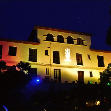 Hotel El Castell Сан-Бой-де-Льобрегат Экстерьер фото