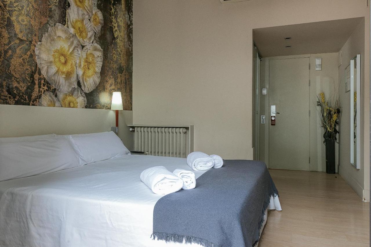 Hotel El Castell Сан-Бой-де-Льобрегат Экстерьер фото