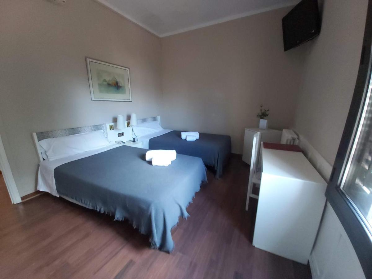 Hotel El Castell Сан-Бой-де-Льобрегат Экстерьер фото