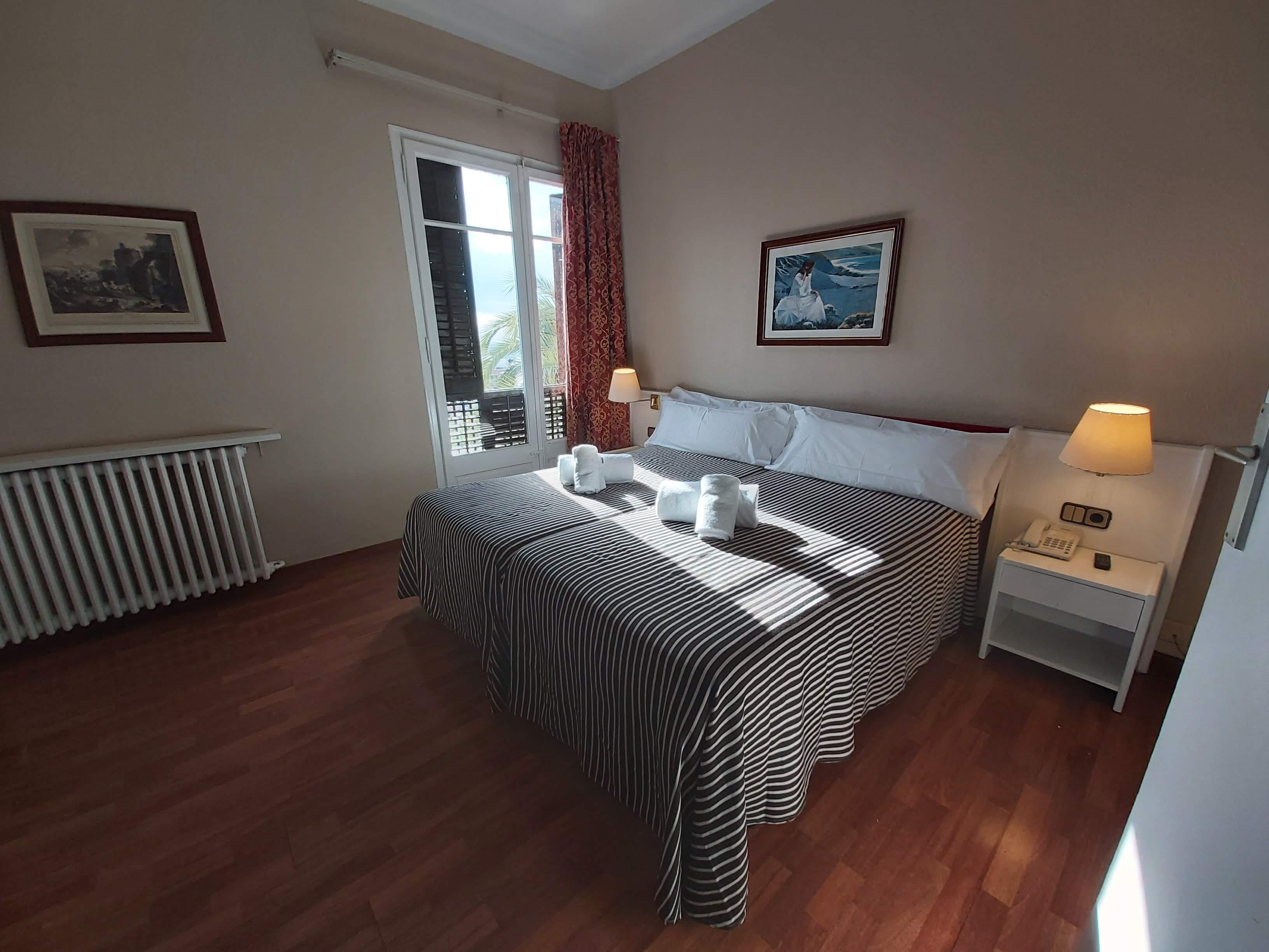 Hotel El Castell Сан-Бой-де-Льобрегат Экстерьер фото
