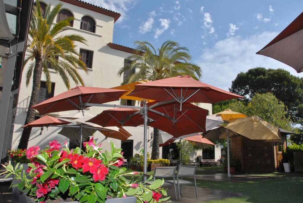 Hotel El Castell Сан-Бой-де-Льобрегат Экстерьер фото